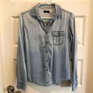 BDG women’s button down chambray shirt